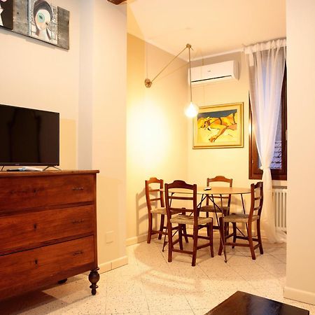 Saint Charles Apartment Болонья Экстерьер фото