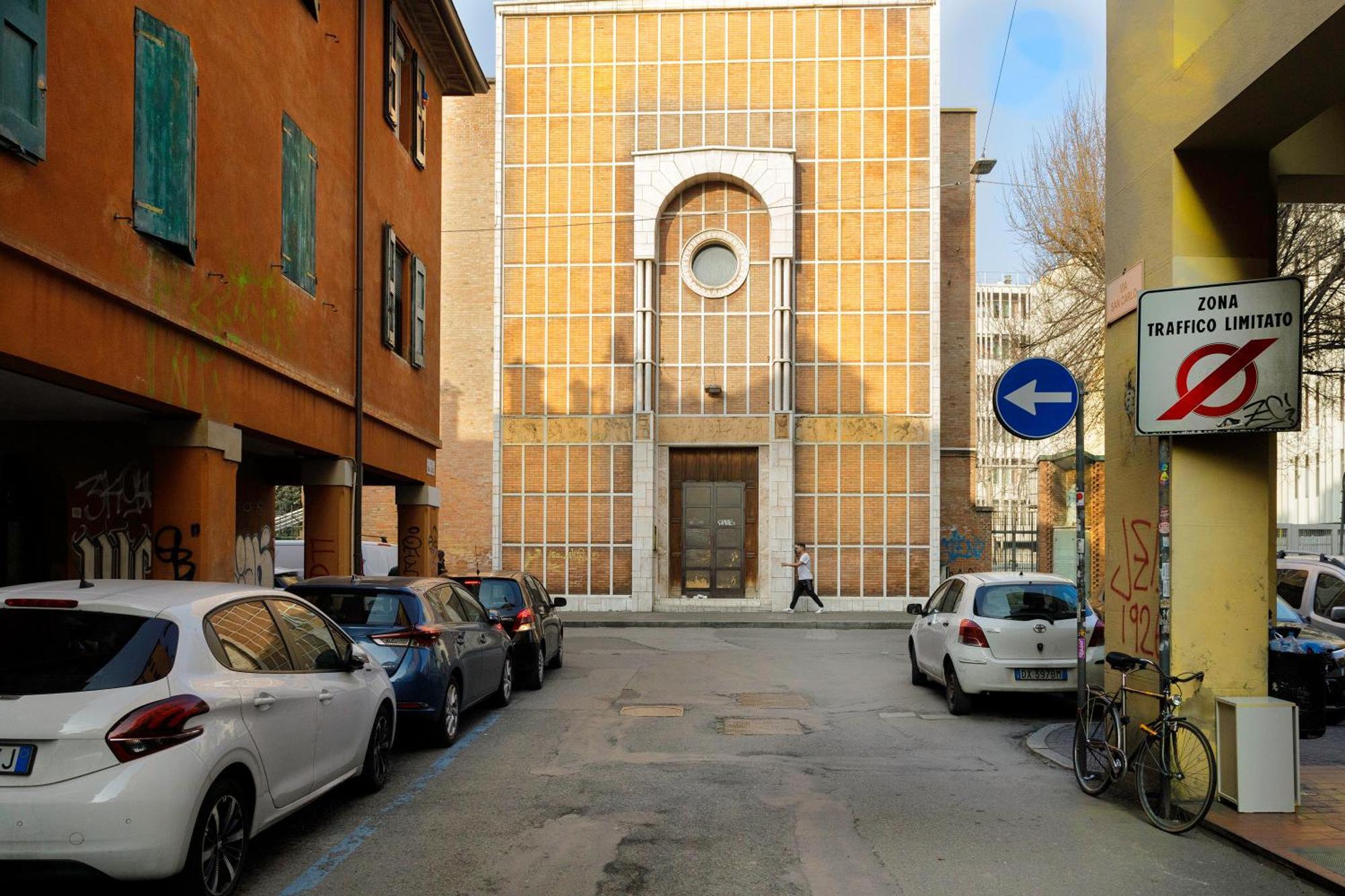 Saint Charles Apartment Болонья Экстерьер фото