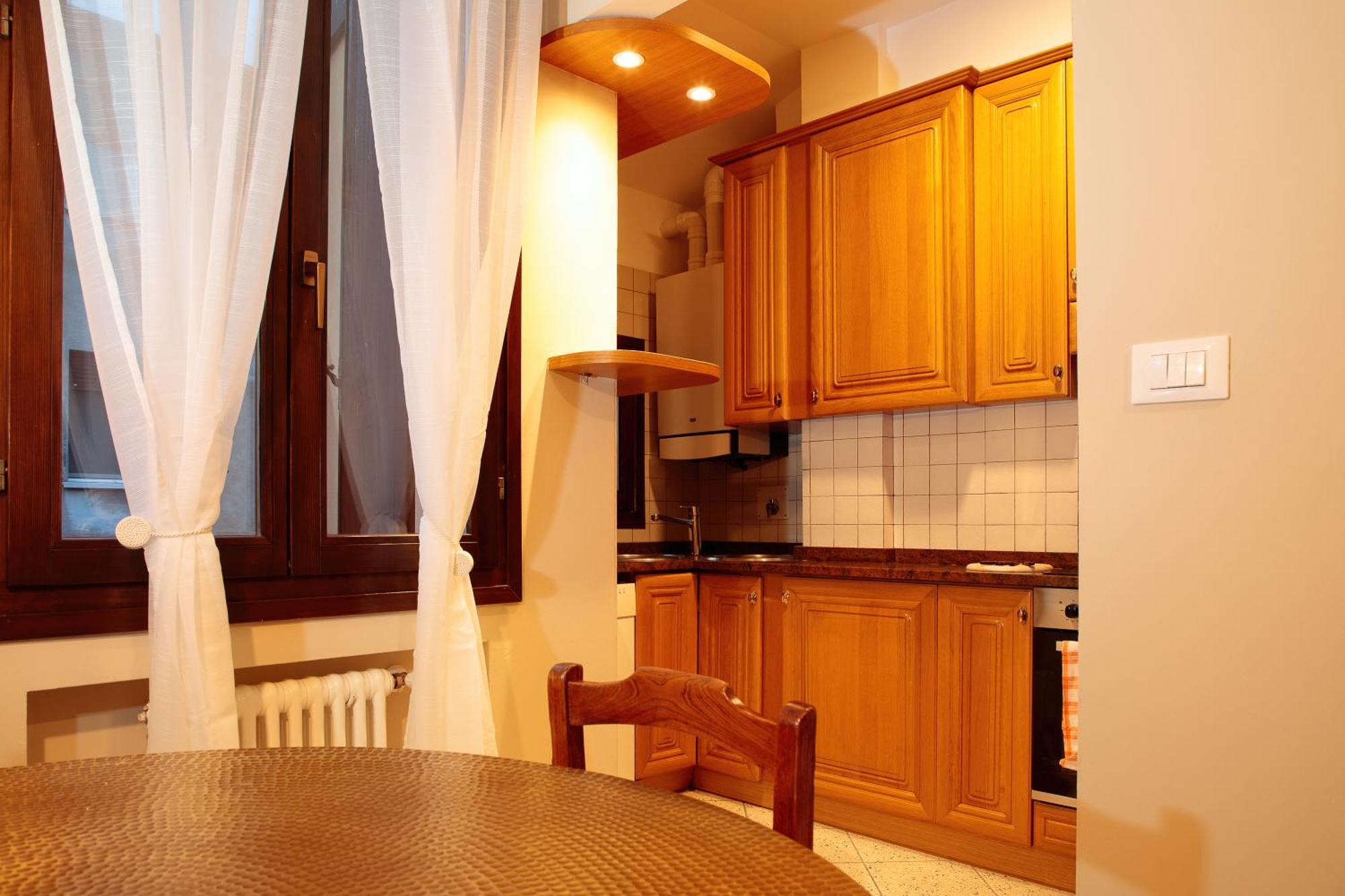 Saint Charles Apartment Болонья Экстерьер фото
